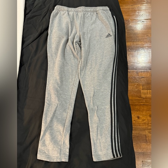 adidas Pants - Adidas women’s sweatpants